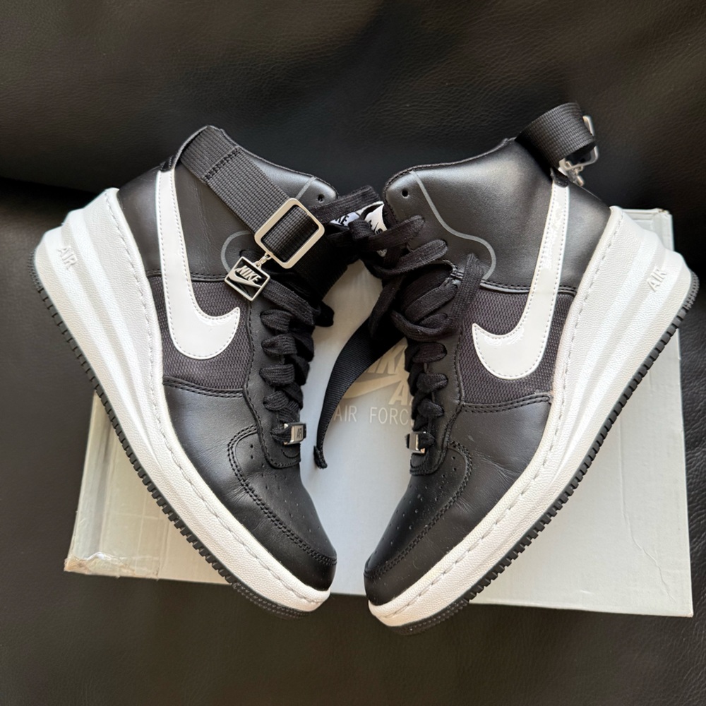 Nike Air wedge sneakers size 7